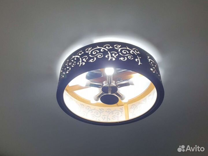 Светильник потолочный