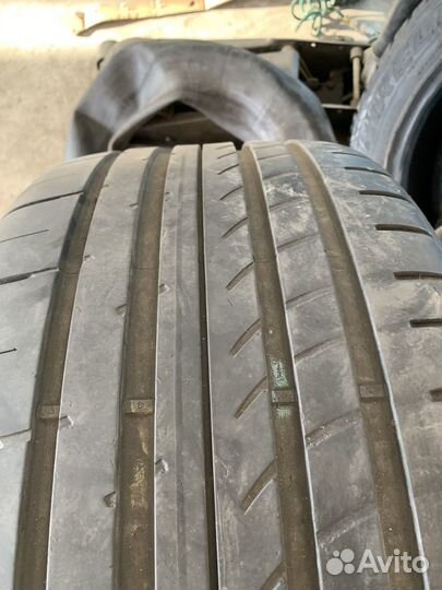 Pirelli P Zero 275/35 R20