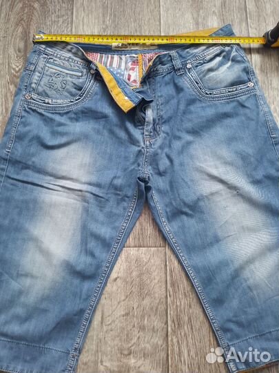 Шорты джинсовые