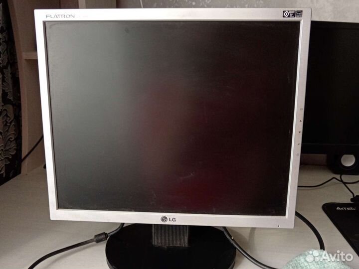 Монитор LG flatron