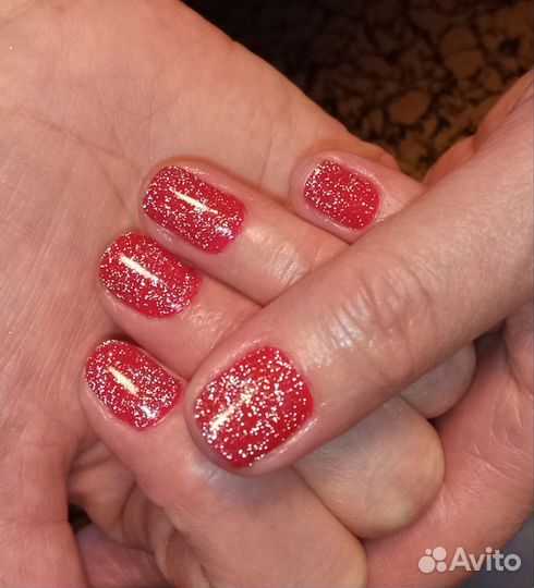 Мастер маникюра и наращивания ногтей