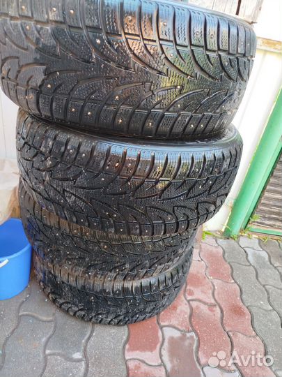 Sailun Ice Blazer Arctic SUV 215/55 R17 95T