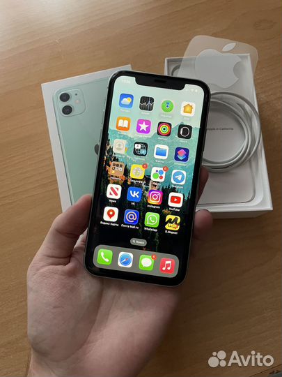 iPhone 11, 64 ГБ