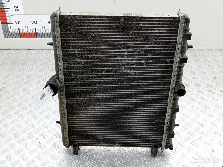 Радиатор основной для Peugeot-Citroen 807 1330Q7