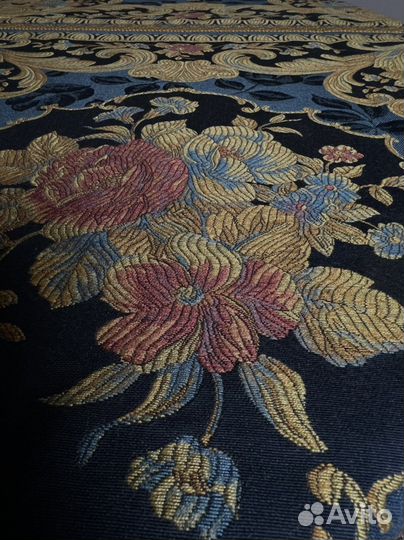 Антикварная скатерть