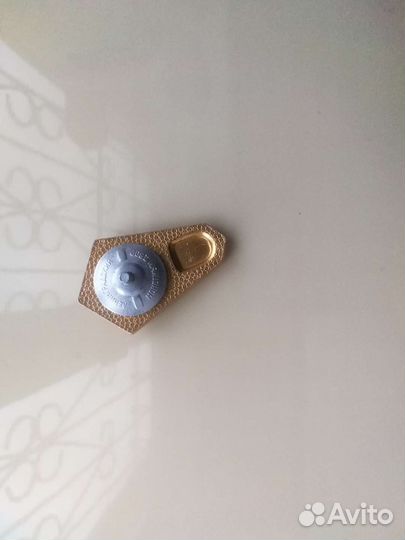 Значок о окончании учебного заведения