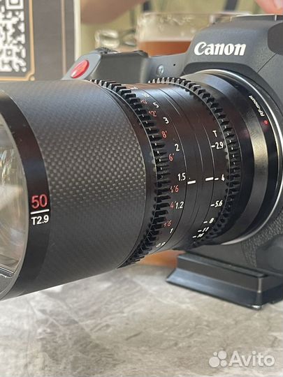 Объектив Sirui 50mm