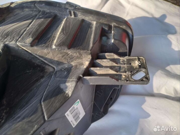 Фара галоген Ford Ecosport 1 14 передняя правая