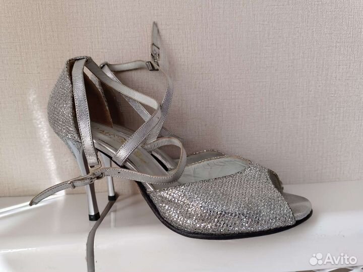 Туфли для танцев