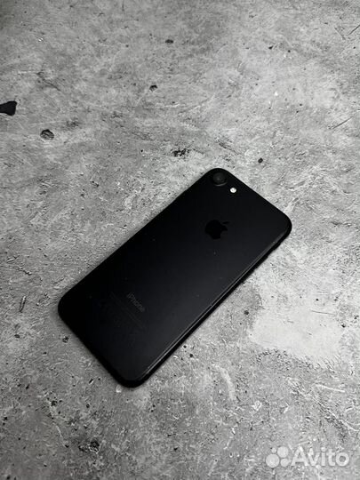 iPhone 7, 128 ГБ