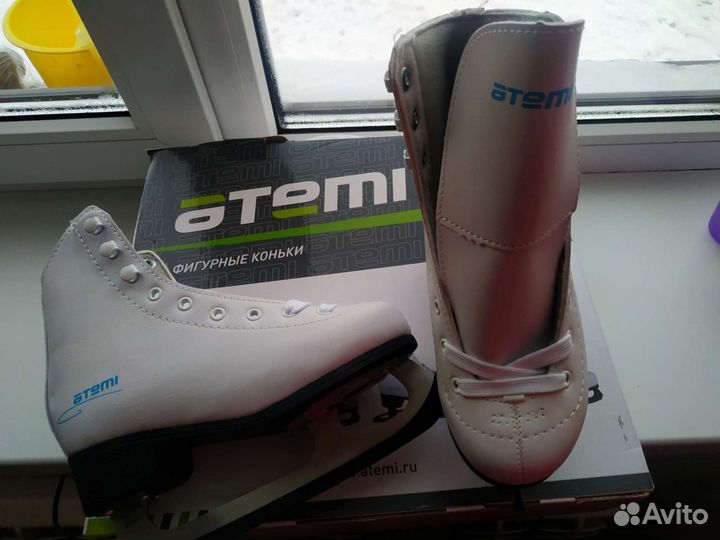 Коньки фигурные 33 размер. Новые