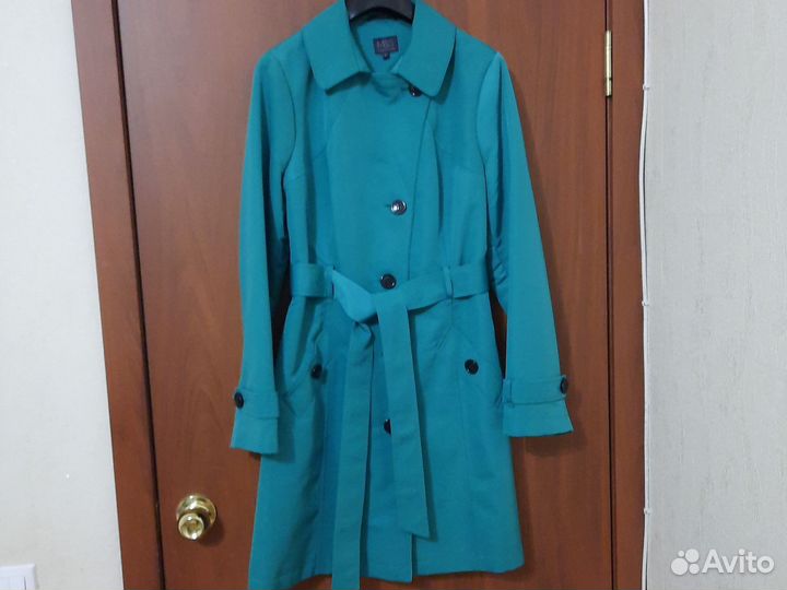 Плащ женский