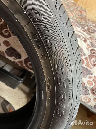 Goodyear EfficientGrip Performance SUV 225/55 R19