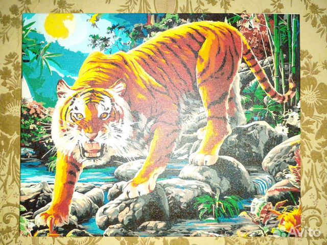 Картина по номерам. Готовая