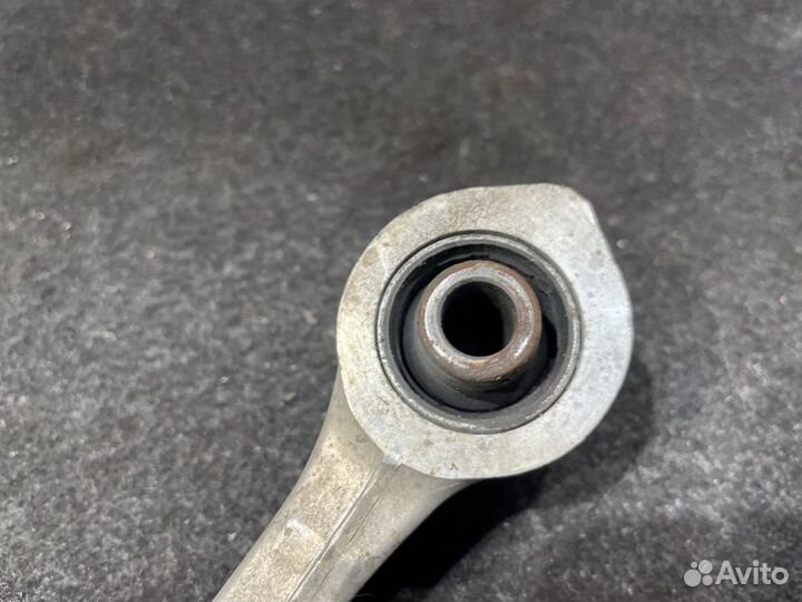 Рычаг подвески передний правый Infiniti Ex37 J50