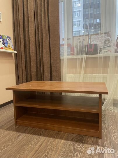 Журнальный столик