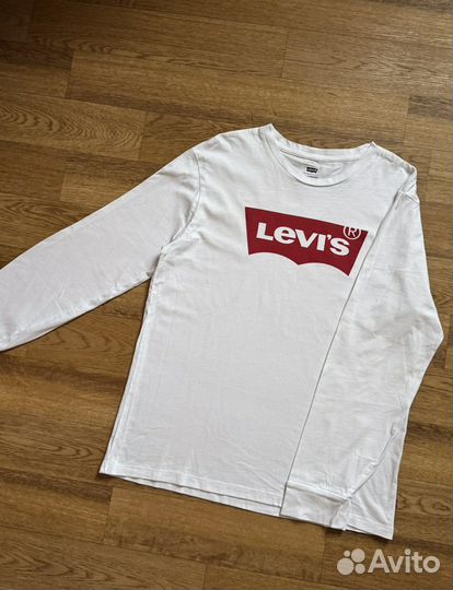 Лонгслив Levis