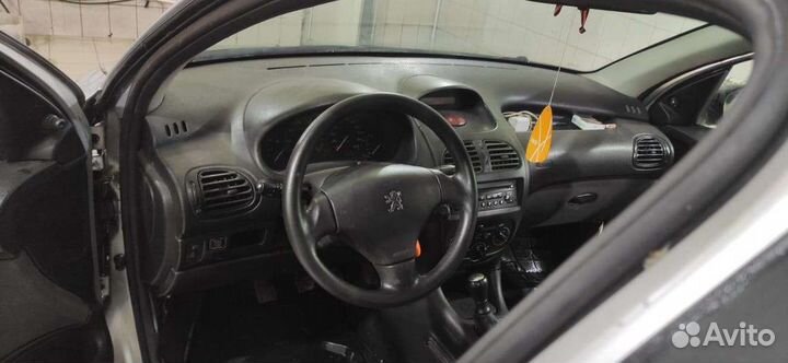 Peugeot 206, 2008