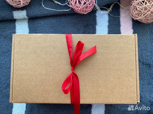 Коробка подарочная