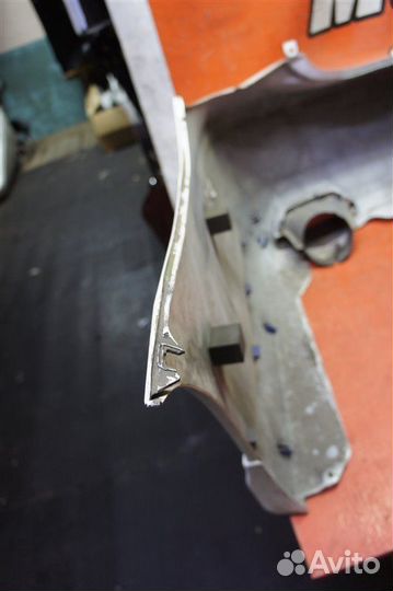 Бампер задний Toyota Crown GRS200 2009