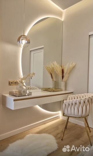 Туалетный столик с зеркалом на заказ