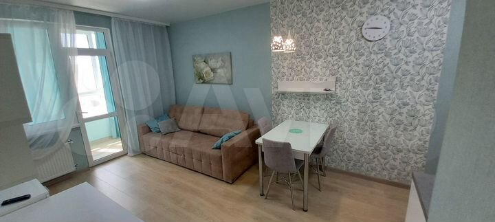 2-к. квартира, 43 м², 4/10 эт.