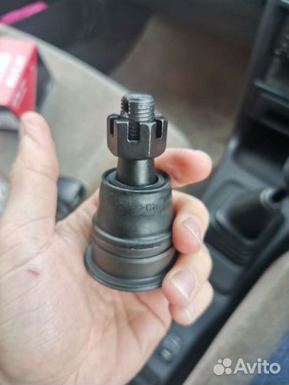 Шаровая опора KYB