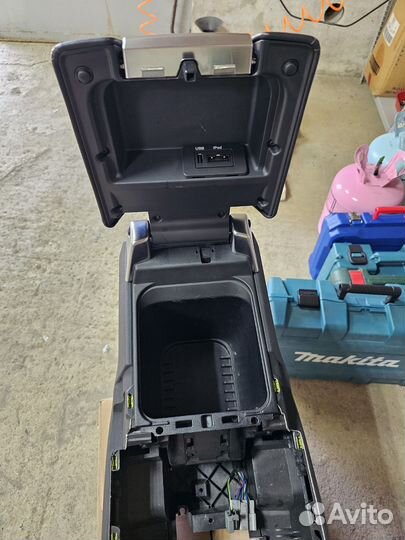 Центральная консоль Rover Sport l320