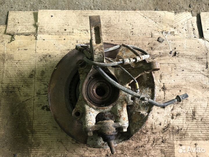 Hyundai tucson кулак поворотный