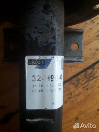 Амортизатор передний Skoda Fabia 2002