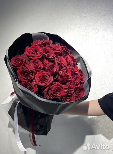 Красные розы 25