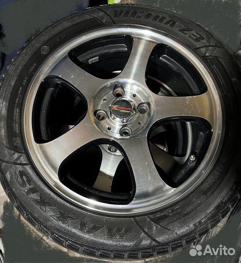 Колеса в сборе литые диски летняя резина R16