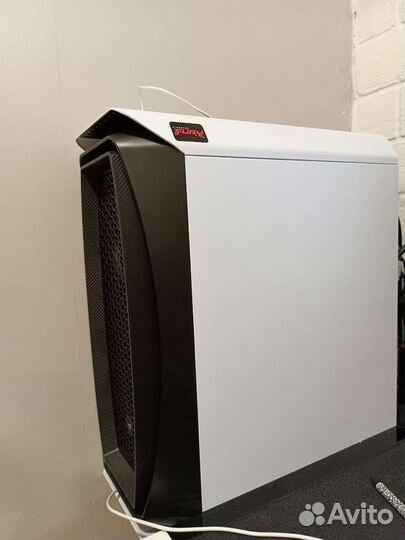 Корпус AeroCool Aero One Mini Frost