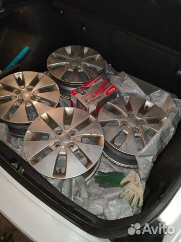 Литые диски R 15 на Kia Rio