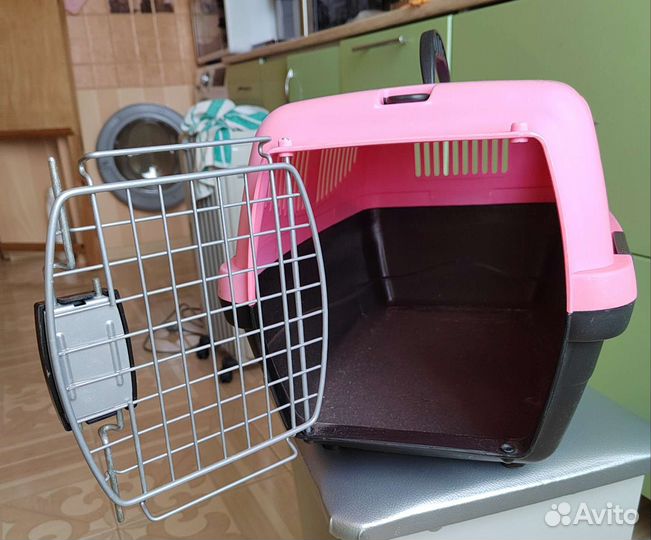 Переноска для животных пластиковая