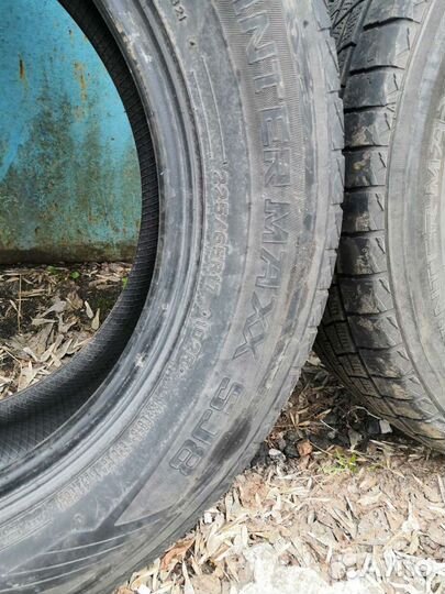 Dunlop Winter Maxx SJ8 225/65 R17