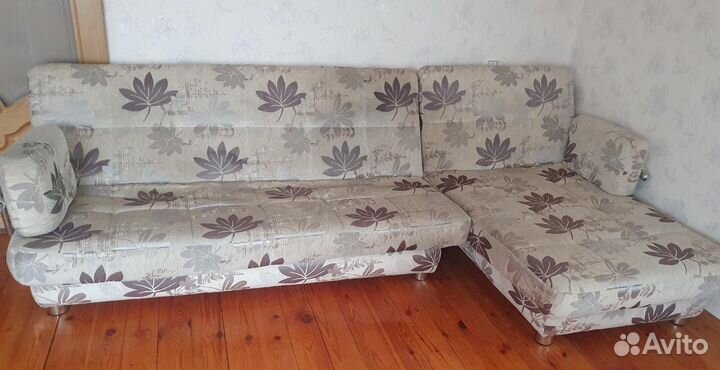 Угловой диван
