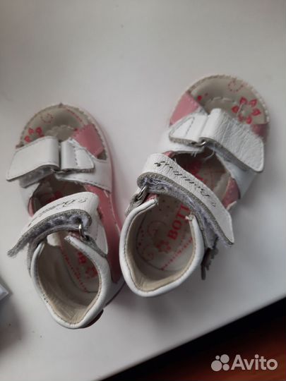Сандалии для девочки 19р
