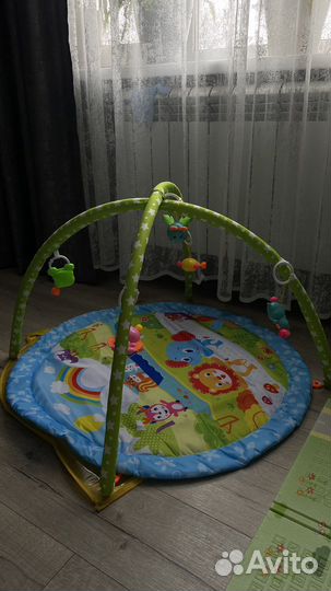 Развивающий коврик