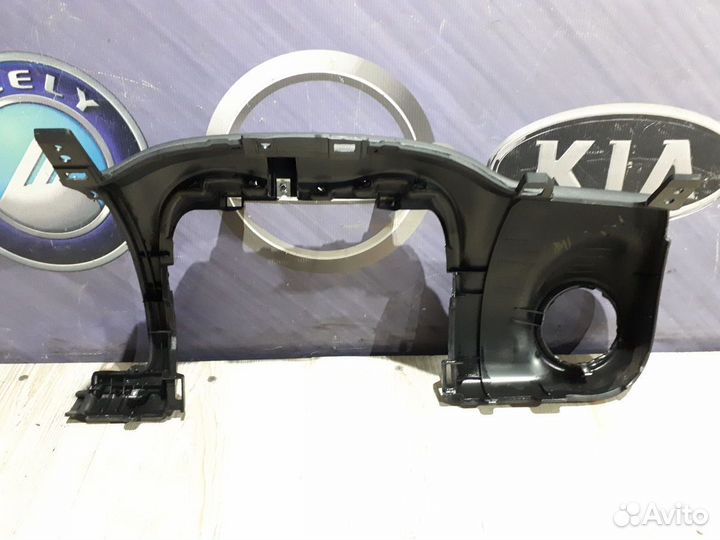 Накладка на торпедо nissan note E11 Лев