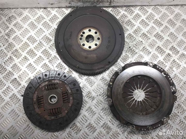 Маховик saab 9-3 181862525201 B204E