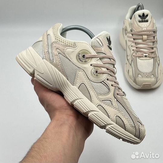 Кроссовки Adidas Astir