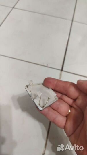 Заглушка переднего бампера volkswagen