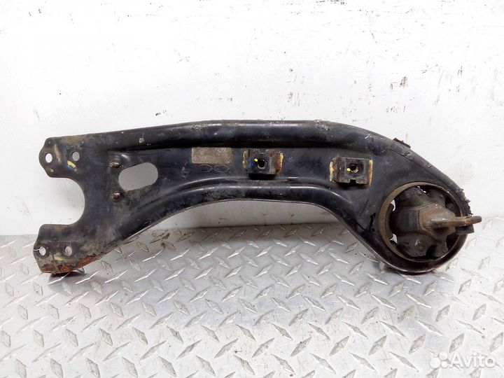 Рычаг задний правый Kia Sorento 2 XM