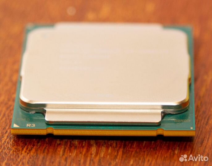 Процессор Intel Xeon E5-2650L v3 - 12 ядер