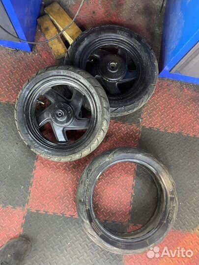 Колесо на скутер 12