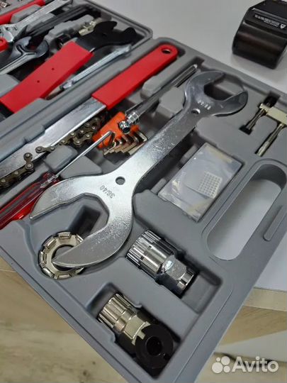 Набор инструментов для велосипеда в кейсе