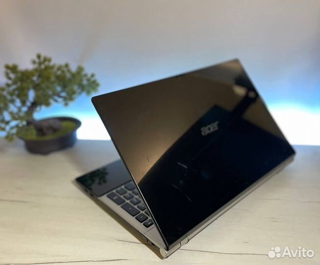 Мощный ноутбук Acer 10Gb SSD+HDD