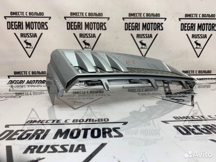 Решетка крыла Land Rover Range Rover L322 5.0L