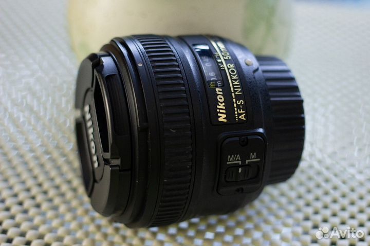 Объектив Nikon 50mm f/1.8G AF-S Nikkor